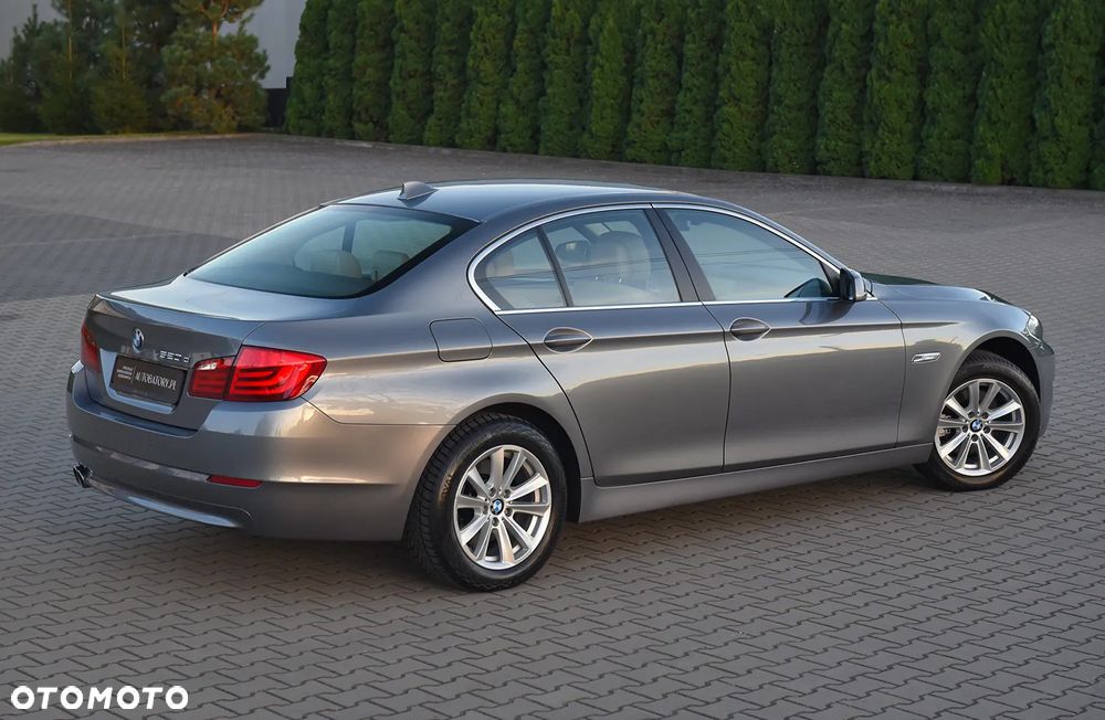 BMW Seria 5 520d - 8