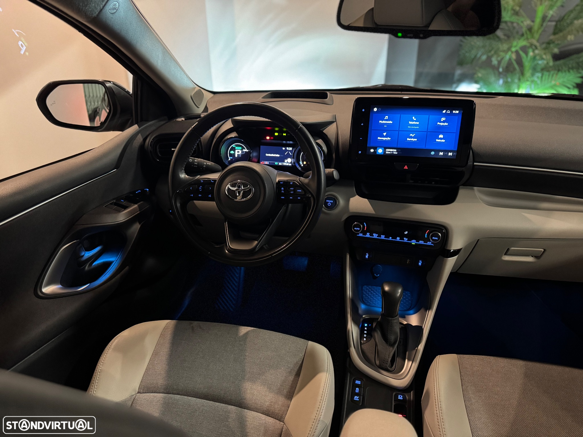 Toyota Yaris 1.5 HDF GR Sport - 34