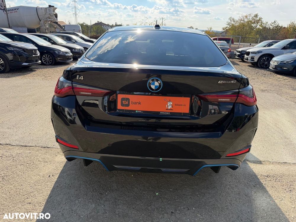 BMW i4 - 7