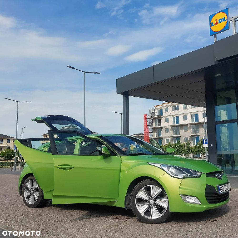 Hyundai Veloster