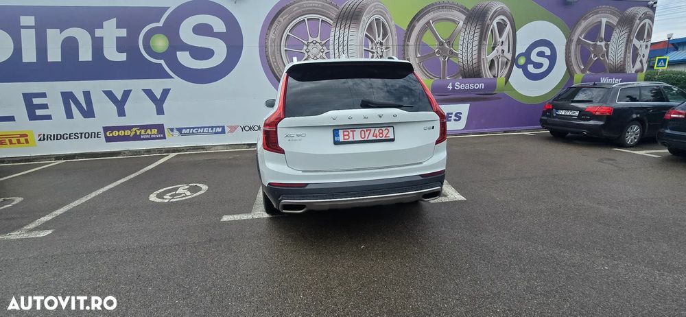 Volvo XC 90 D5 AWD Geartronic Momentum - 5