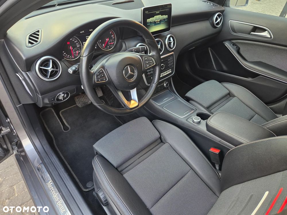 Mercedes-Benz Klasa A 180 d 7G-DCT Urban - 9