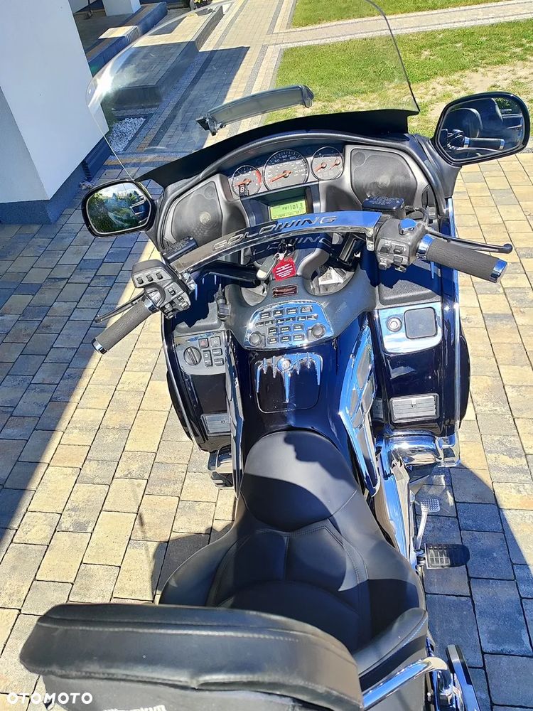 Honda GL - 10