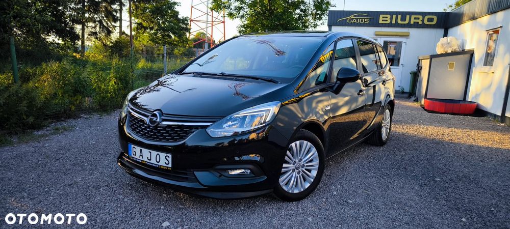 Opel Zafira - 1