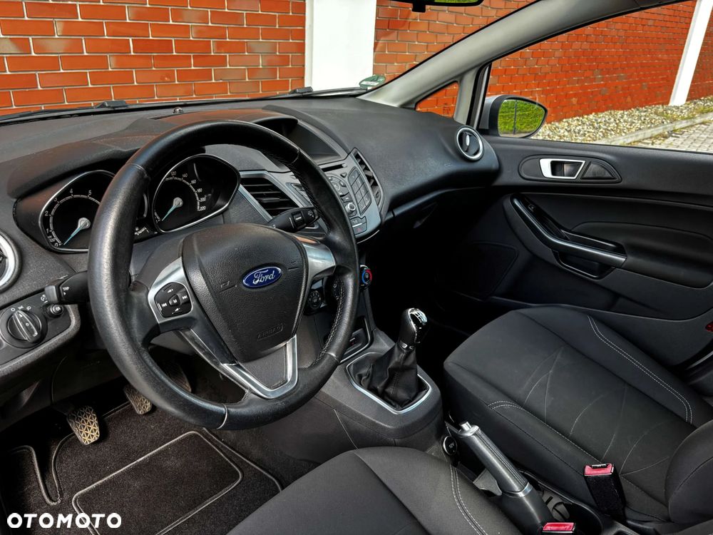 Ford Fiesta 1.25 SYNC Edition - 19