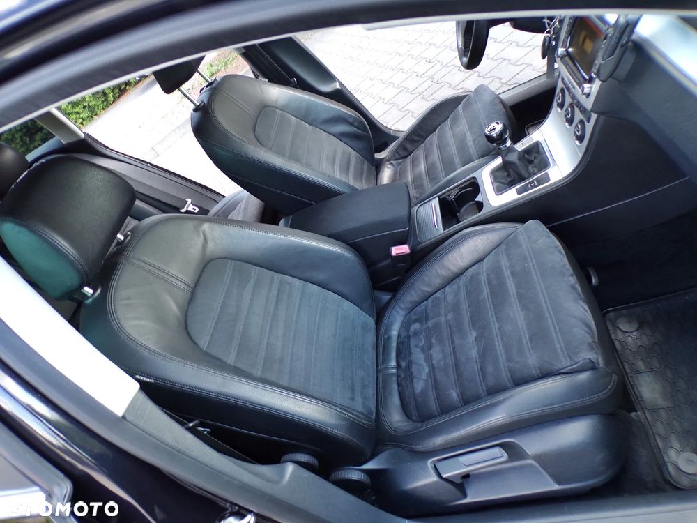 Volkswagen Passat Variant 2.0 TDI Highline - 28
