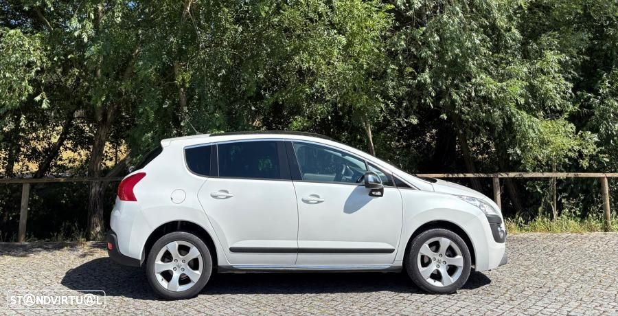 Peugeot 3008 1.6 HDi Executive - 4