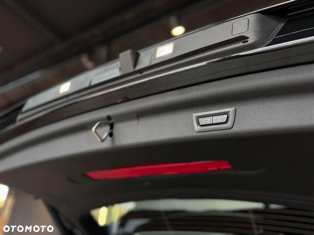 MINI John Cooper Works - 32