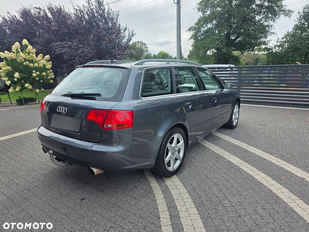 Audi A4 Avant 1.8T Quattro - 4