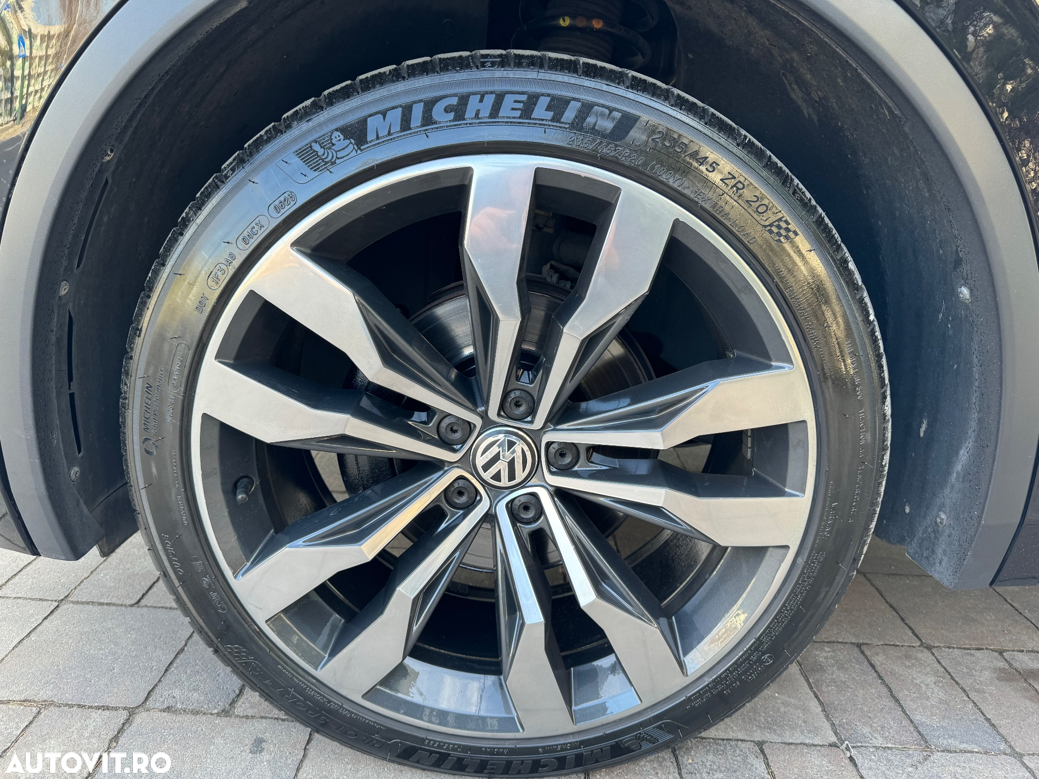 Volkswagen Tiguan 2.0 TDI 4Mot DSG Highline - 18
