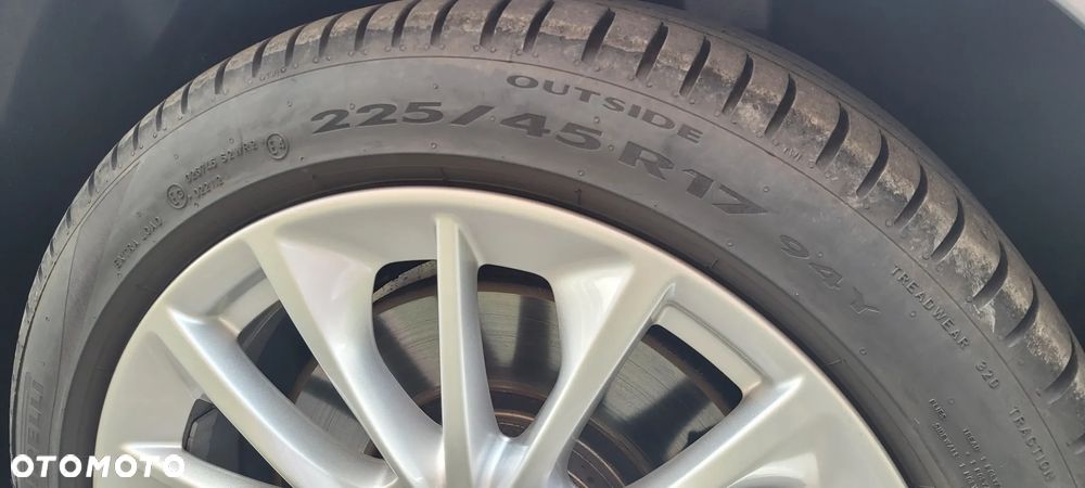 BMW Seria 1 120d Sport Line Shadow - 11