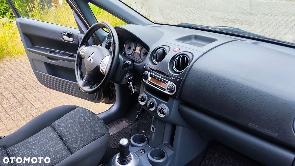Mitsubishi Colt 1.3 Intense - 16