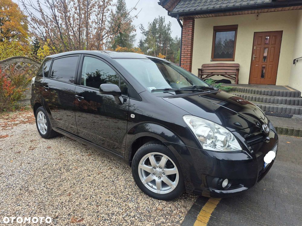 Toyota Corolla Verso - 4