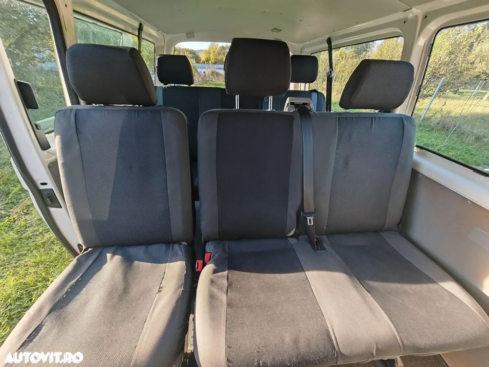 Volkswagen Transporter Multivan Comfortline Scurt - 4