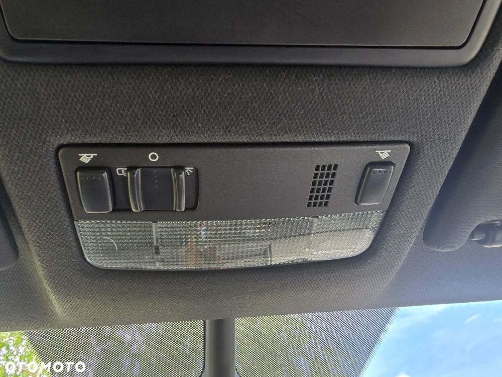 Skoda Fabia 1.0 TSI Monte Carlo - 33