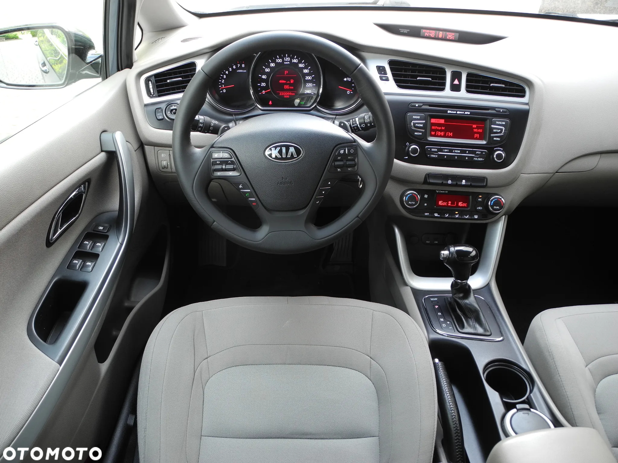Kia Ceed - 6