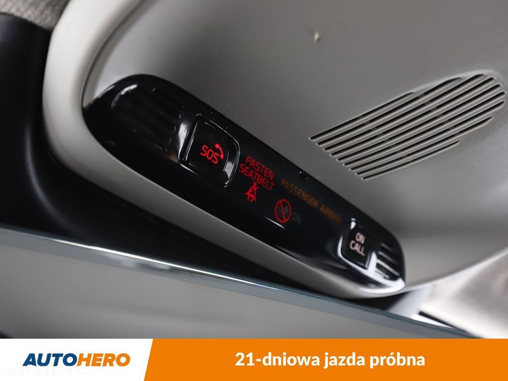 Volvo XC 40 - 36