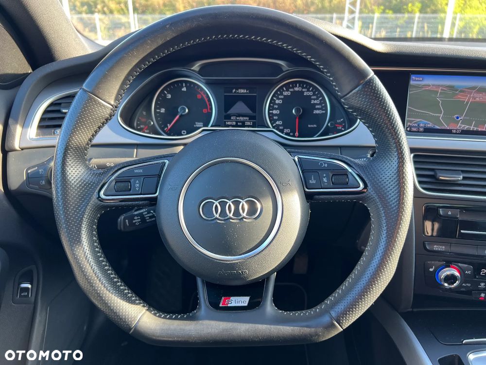 Audi A4 Limousine 2.0 TDI DPF quattro S tronic S line Sportpaket - 16