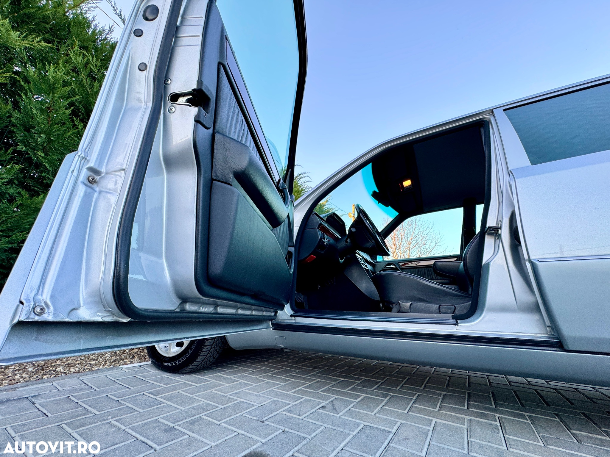 Mercedes-Benz W124 - 13