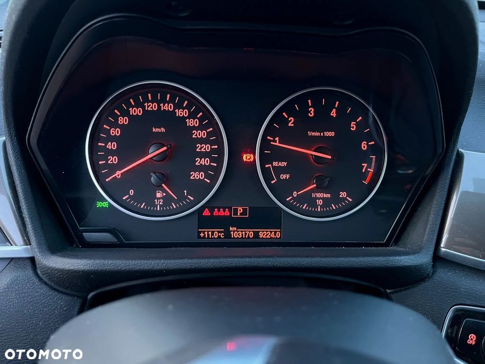 BMW X1 sDrive20i xLine - 12