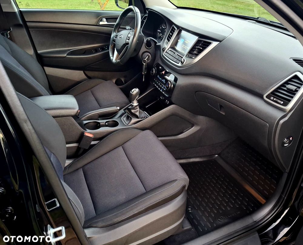 Hyundai Tucson 1.6 GDi 2WD Select - 22