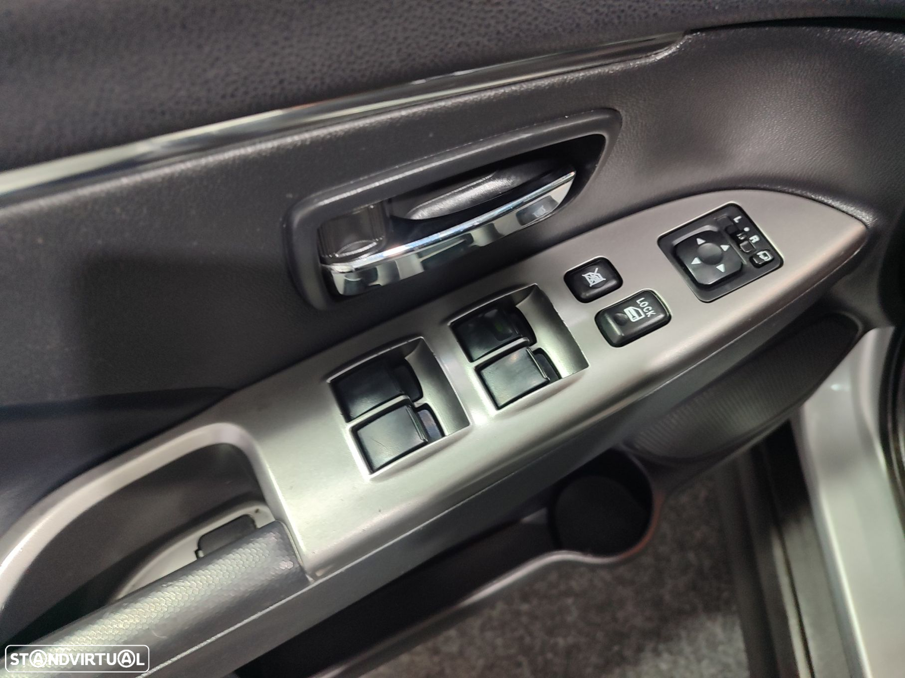 Mitsubishi ASX 1.6 DI-D Instyle Connect Edition - 34