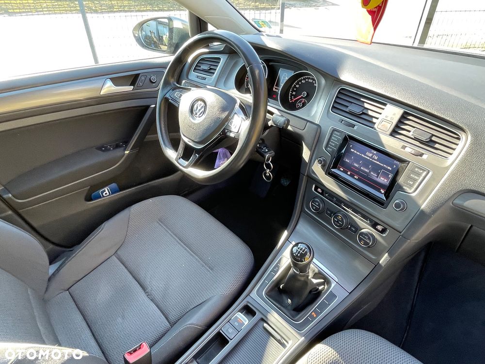 Volkswagen Golf 1.6 TDI 4Motion BlueMotion Technology Comfortline - 23