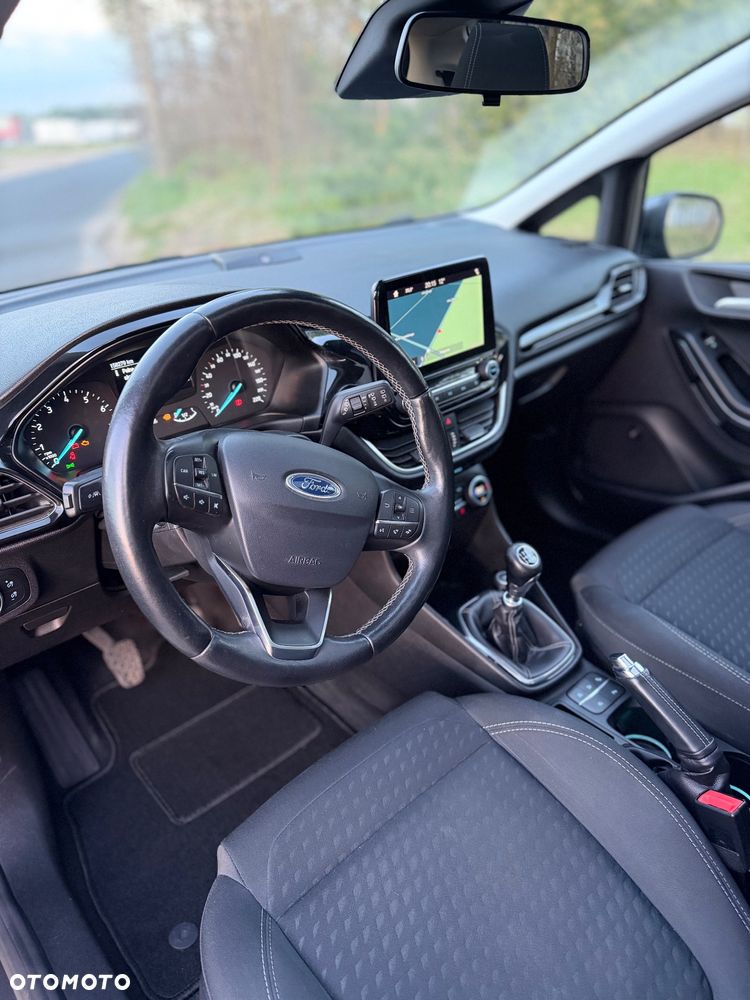 Ford Fiesta 1.0 EcoBoost STart-Stop Titanium - 12