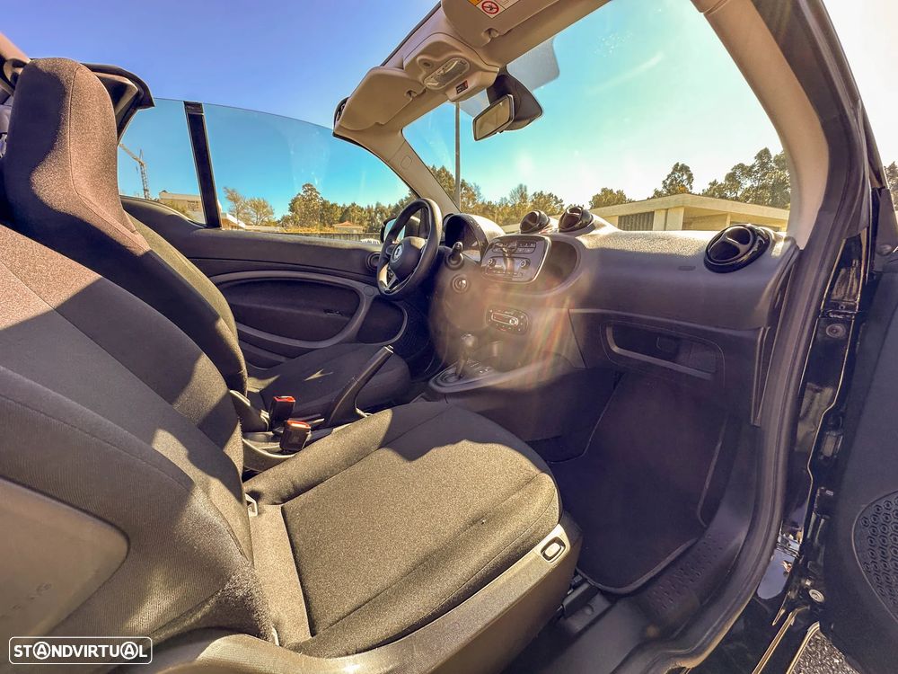 Smart Fortwo Cabrio EQ passion - 15