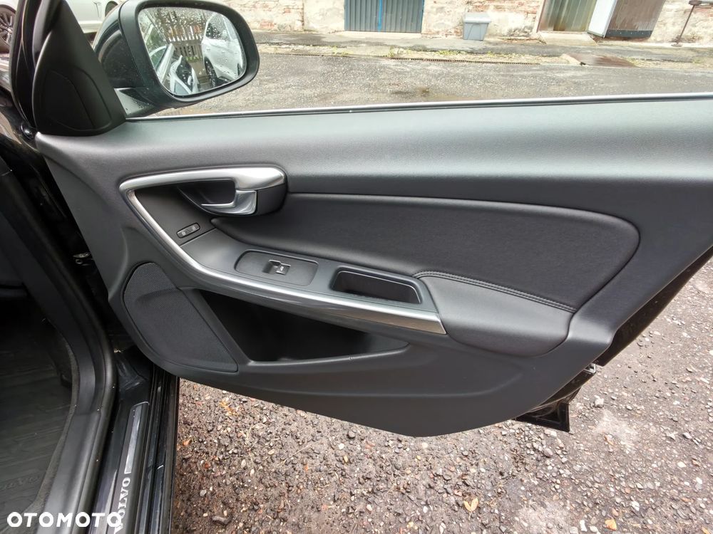 Volvo S60 D3 Momentum - 15