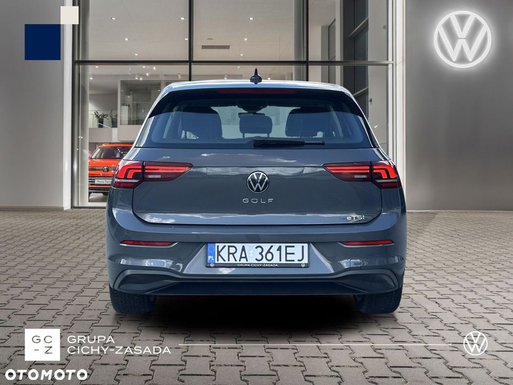 Volkswagen Golf - 5