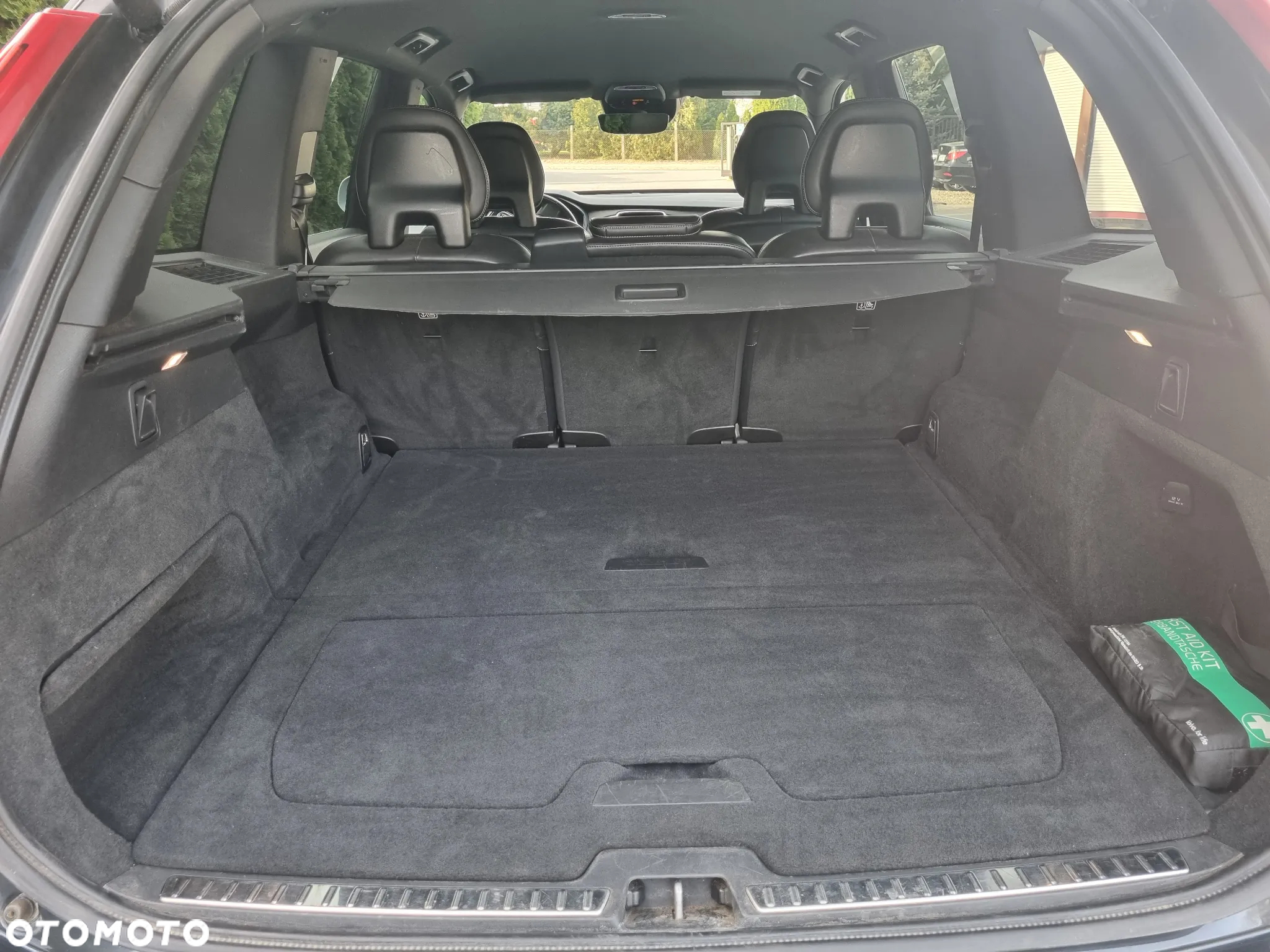 Volvo XC 90 D5 AWD R-Design - 8