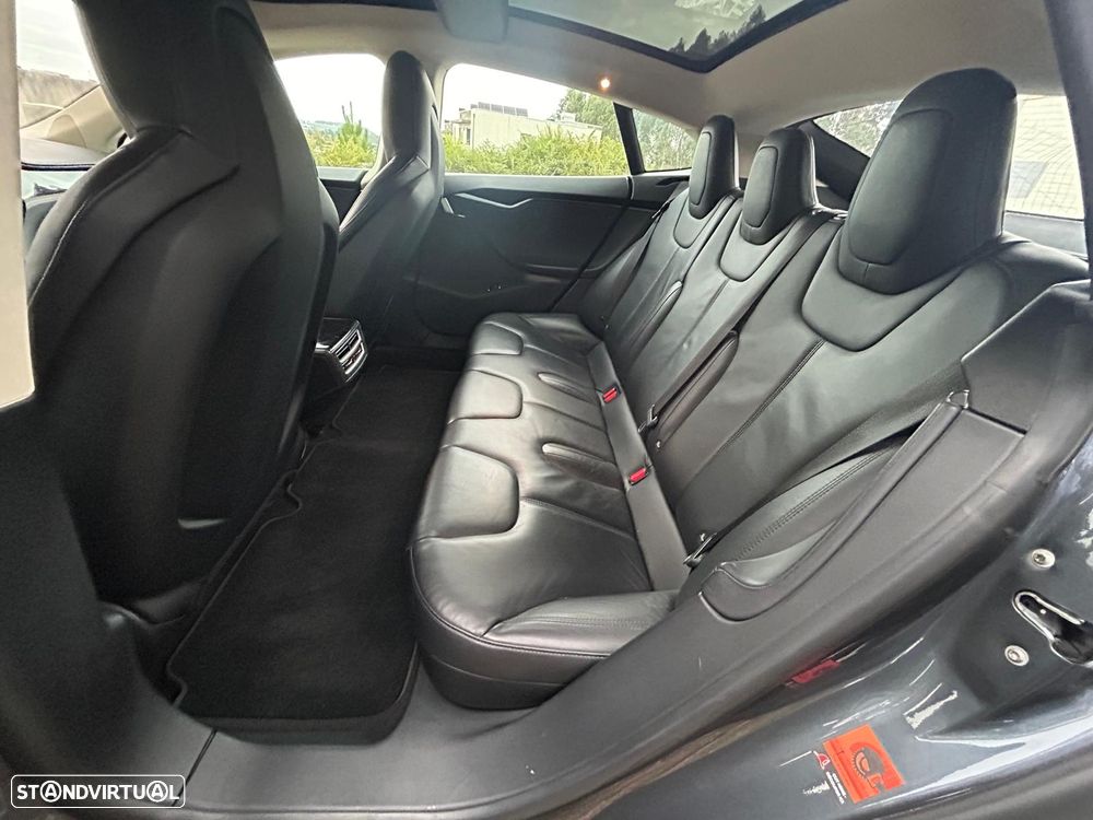 Tesla Model S Standard - 5