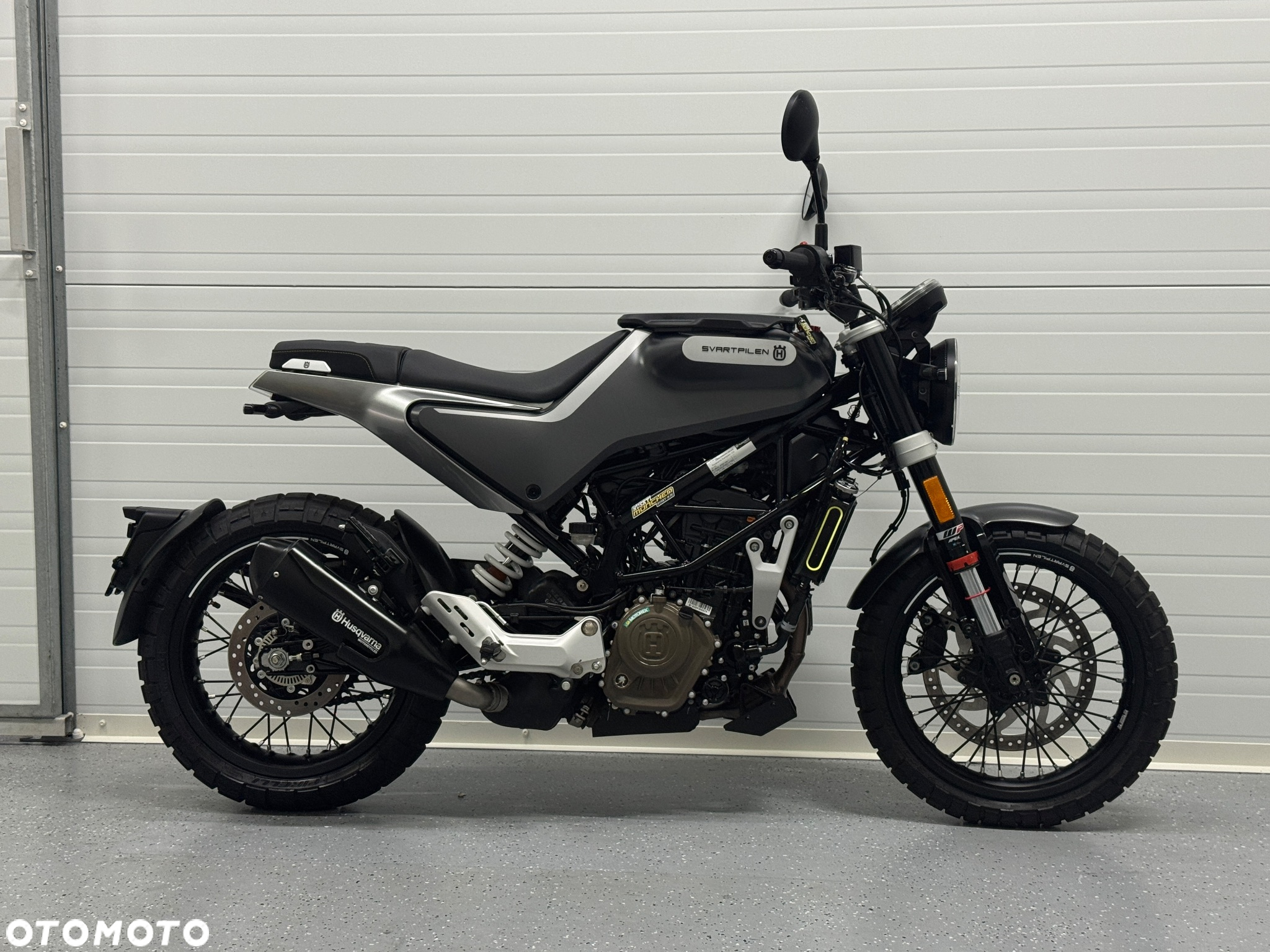 Husqvarna Svartpilen - 2