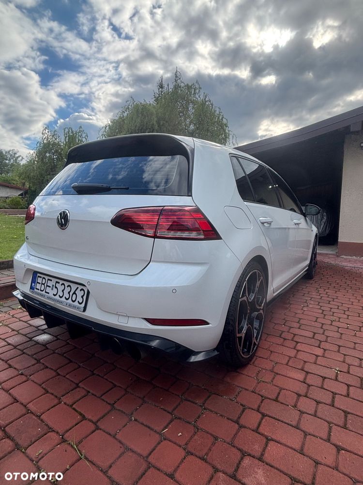 Volkswagen Golf R 4Motion (BlueMotion Technology) - 7