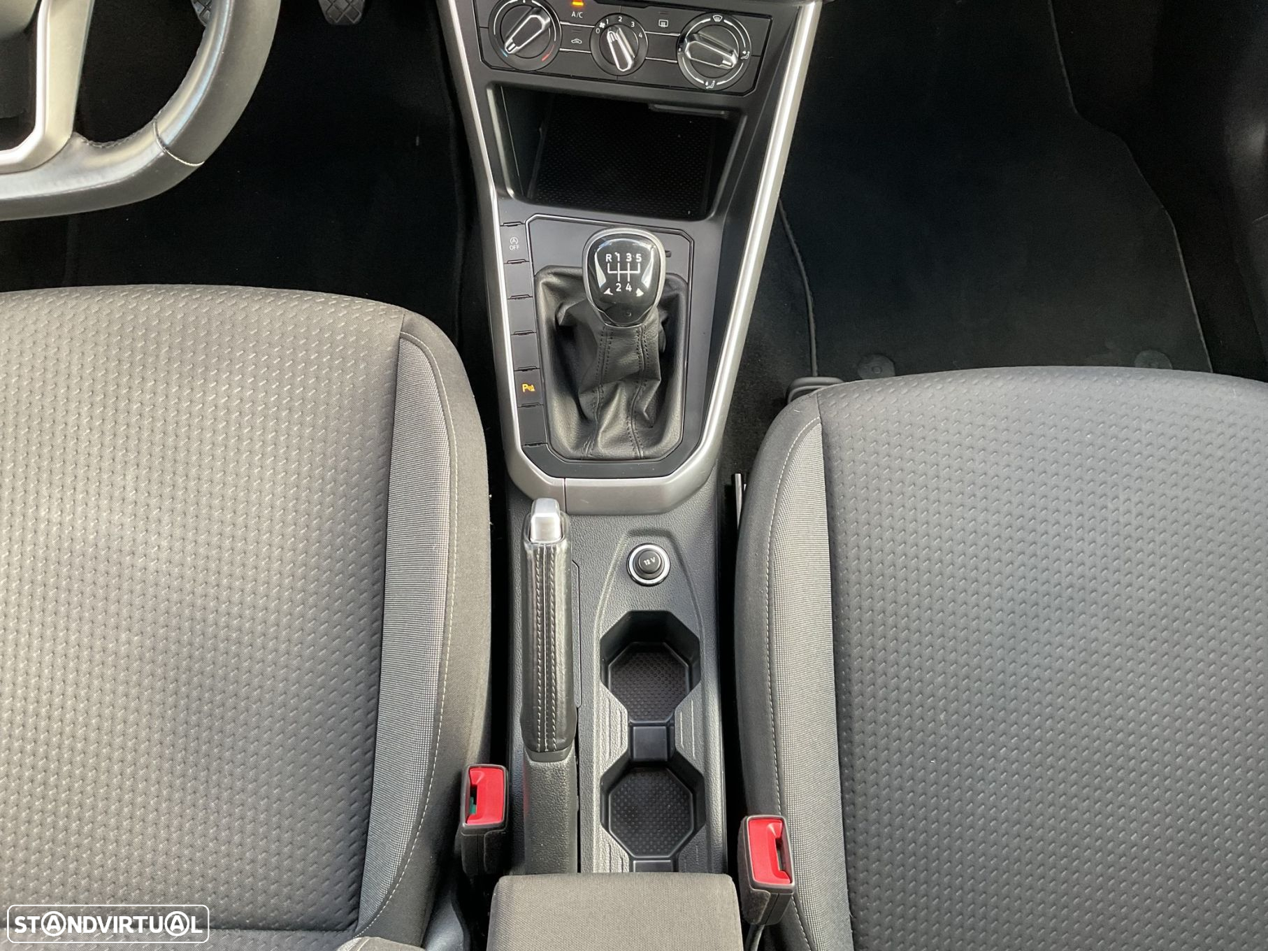 VW Taigo 1.0 TSI - 28