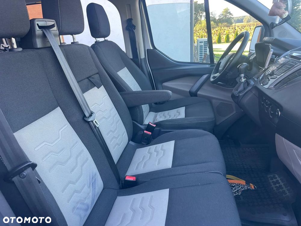 Ford Tourneo Custom 2.0 TDCi L2 Titanium - 14
