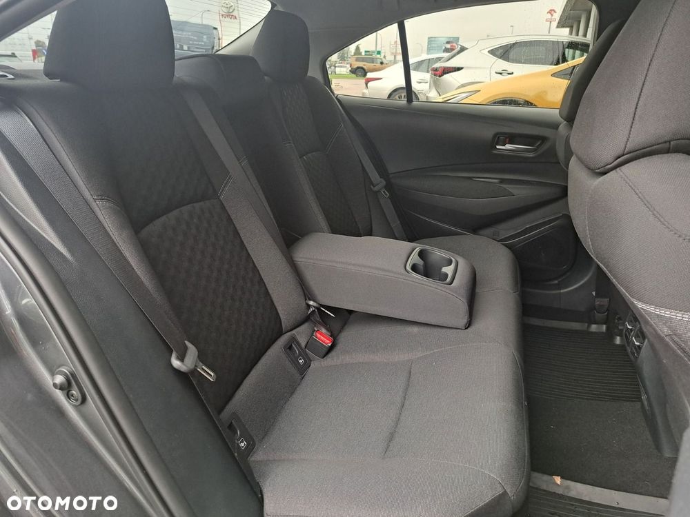 Toyota Corolla 1.8 Hybrid Style - 22