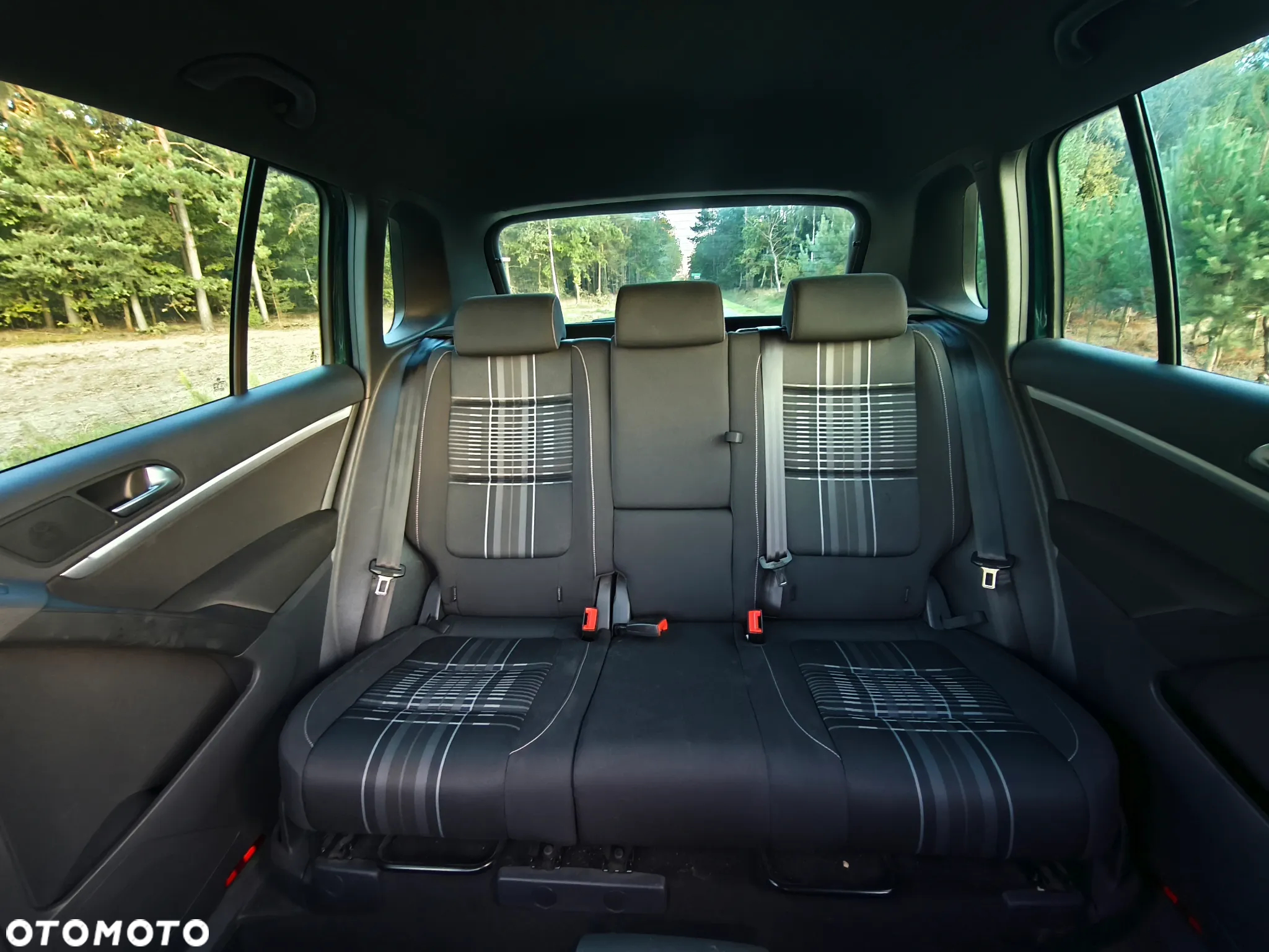 Volkswagen Tiguan 1.4 TSI DSG BlueMotion Technology Lounge Sport & Style - 11