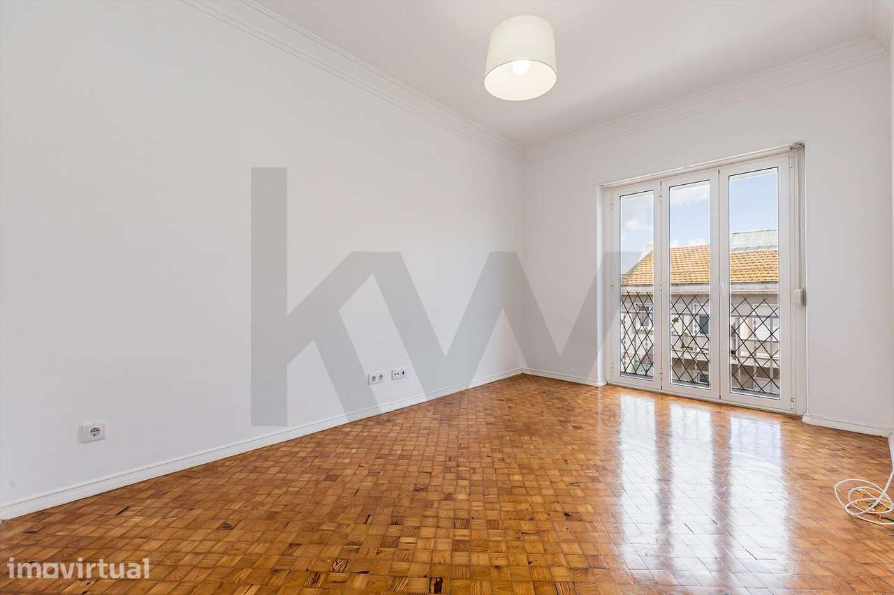 Apartamento T2 em Algés - Grande imagem: 2/21