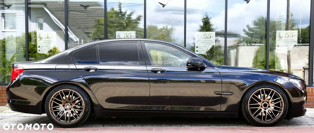 BMW Seria 7 740d - 21