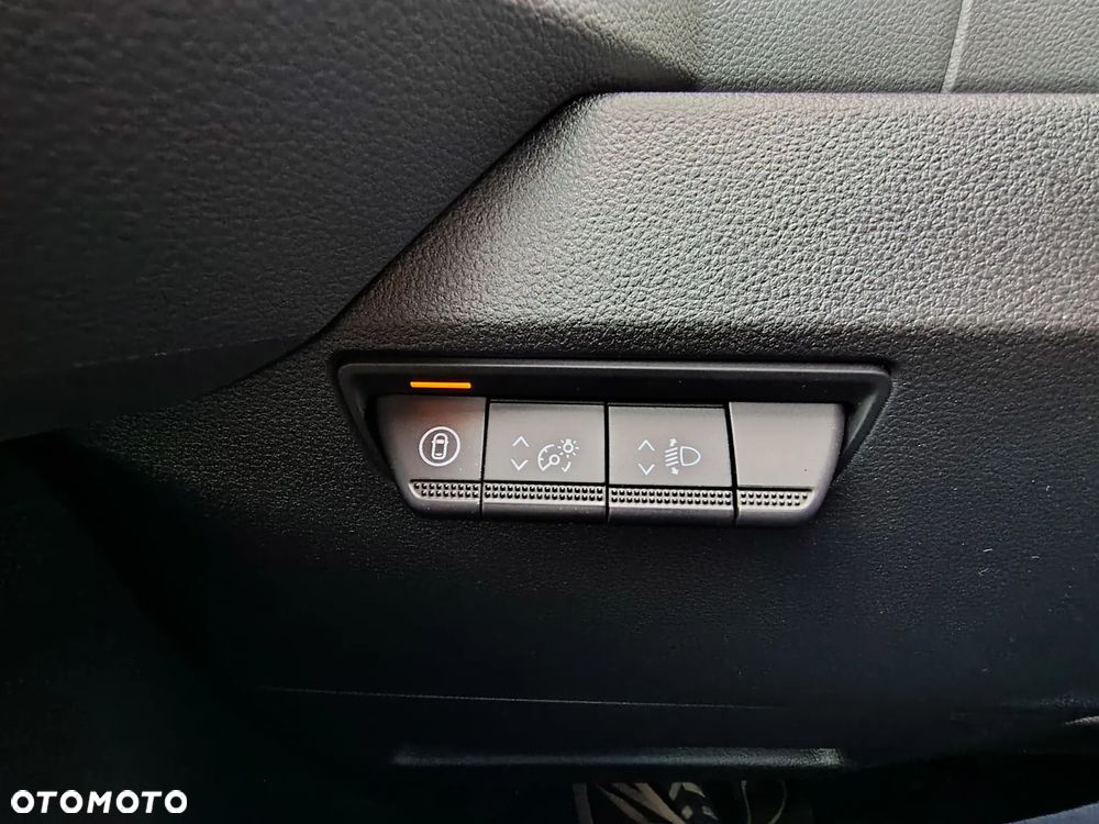 Nissan Interstar - 21