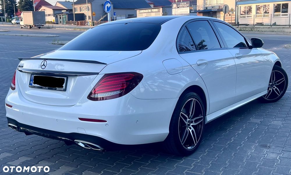 Mercedes-Benz Klasa E - 14