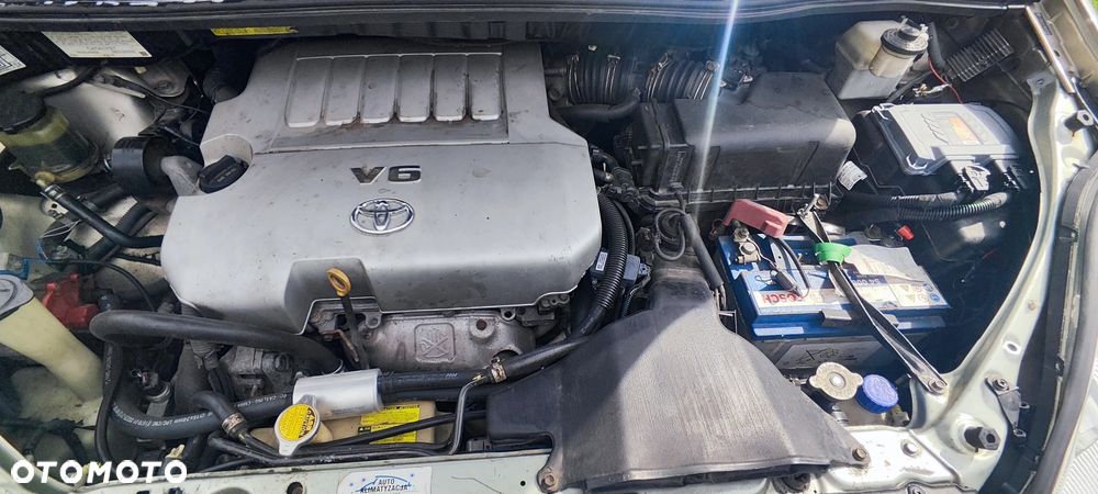 Toyota Sienna - 11