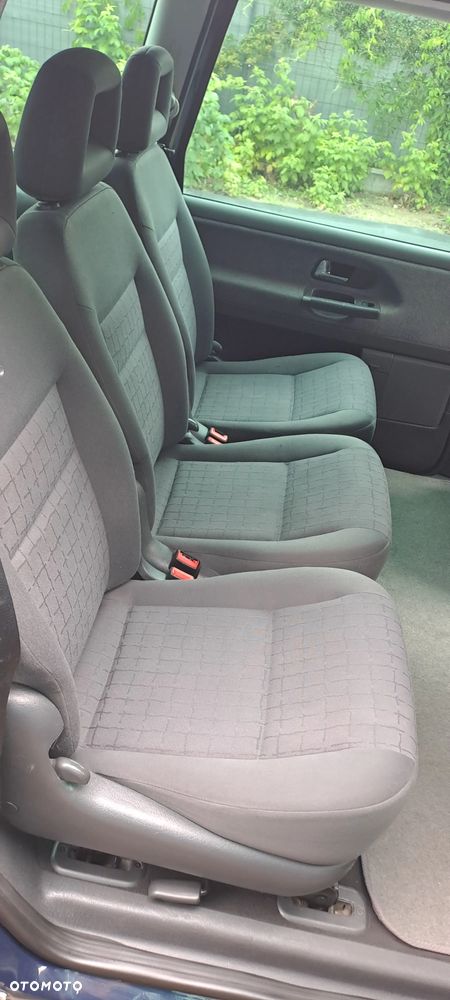 Seat Alhambra 2.0 Reference - 29