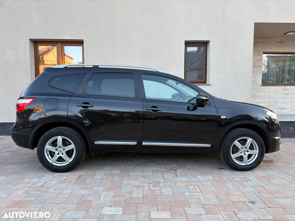 Nissan Qashqai+2 - 2