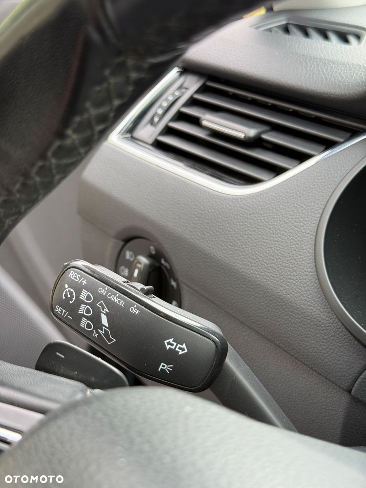 Skoda Octavia 2.0 TDI (Green tec) DSG Style - 18