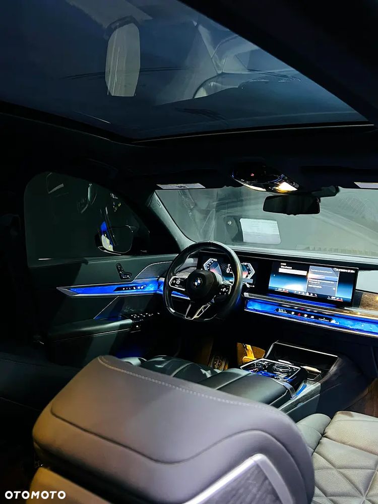 BMW Seria 7 740Li xDrive sport - 9