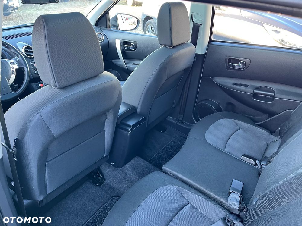 Nissan Qashqai+2 - 26