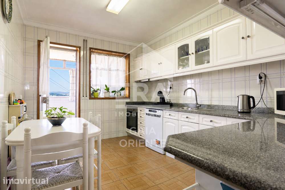Apartamento T2 com Terraços e Vista Douro - Grande imagem: 3/31
